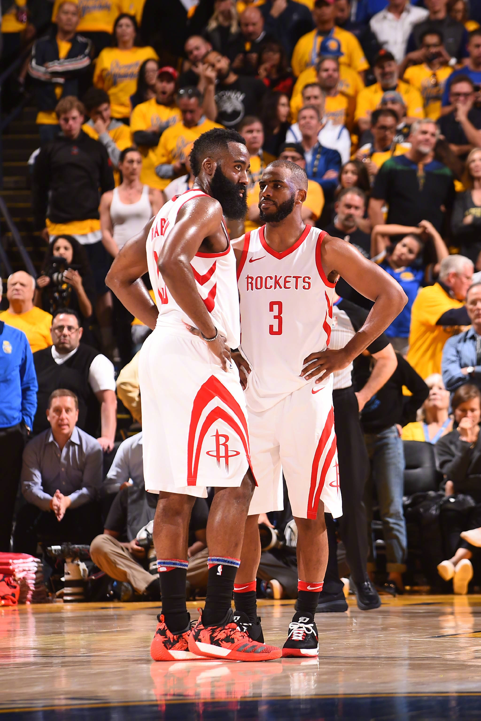 他们在中场 他们在中场