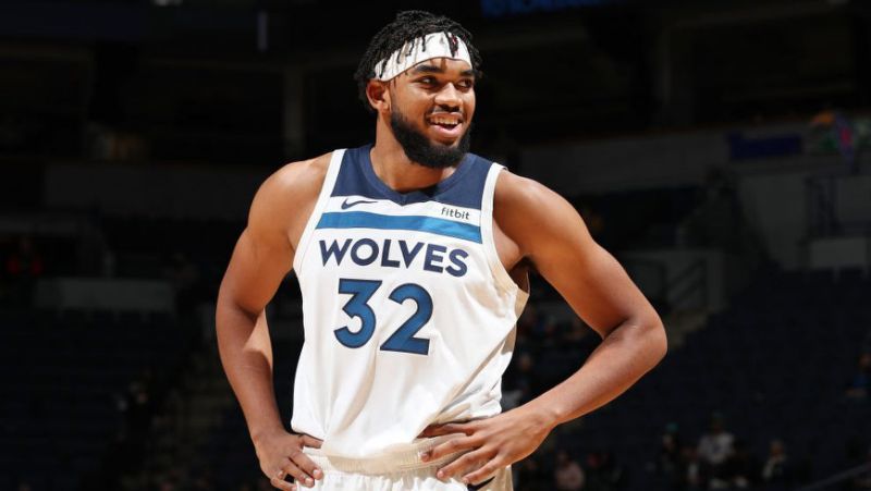 轮换深度上 轮换深度上