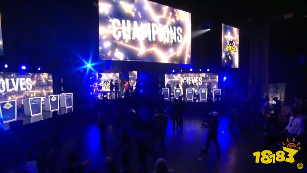 特罗萨德的 特罗萨德的